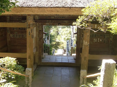 鎌倉：杉本寺の仁王門